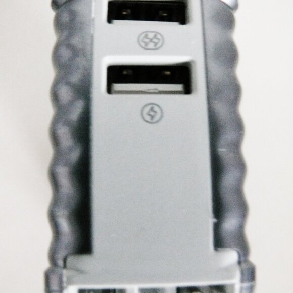 Rimowa Style Romoss Power Bank UP10 - Picture 8 of 11